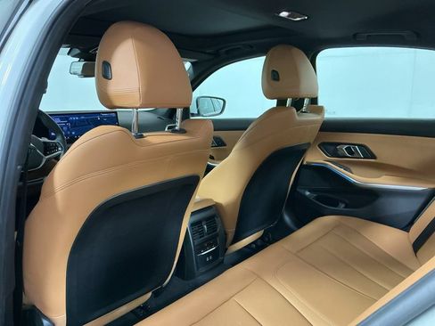 Certified 2025 BMW 330i Sedan w/ Premium Package RWD image 25