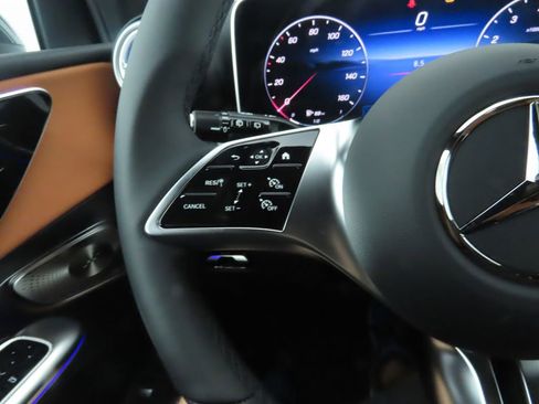 Certified 2026 Mercedes-Benz GLC 300 image 12