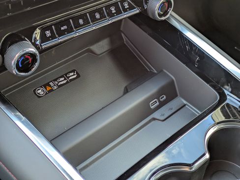 New 2026 Chevrolet Suburban RST w/ Advanced Technology Package image 15