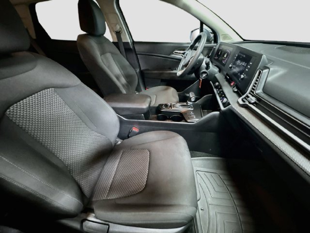 Certified 2024 Kia Sportage LX AWD/4WD image 27