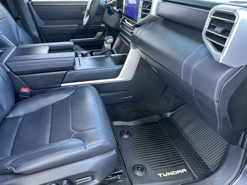 Used 2024 Toyota Tundra Platinum AWD/4WD image 20