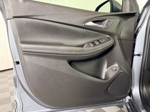 Used 2022 Buick Encore GX Select w/ Sport Touring Package image 29