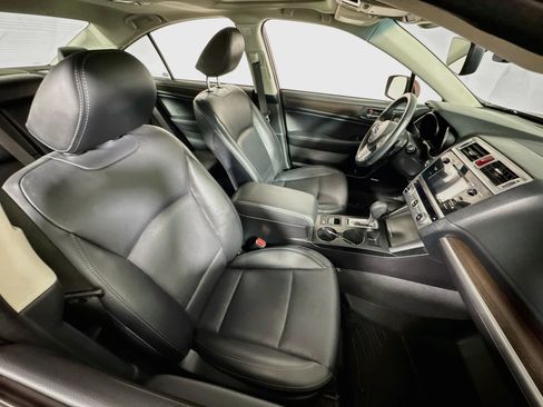 Used 2017 Subaru Legacy 3.6R Limited AWD/4WD image 27