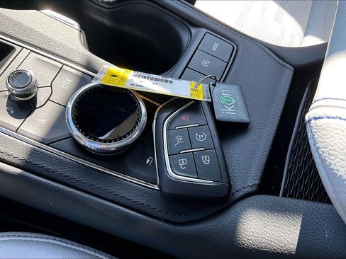 Certified 2024 Cadillac XT4 Sport image 12