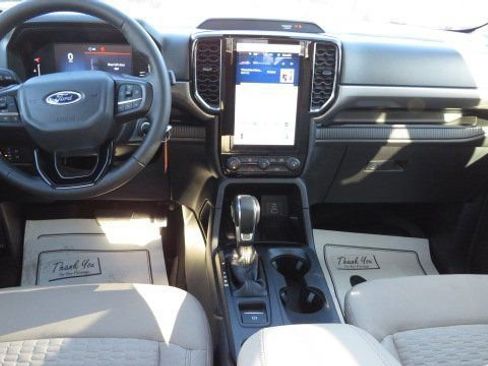 New 2025 Ford Ranger XLT w/ Convenience Package image 2