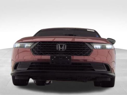 Used 2024 Honda Accord Sport image 3