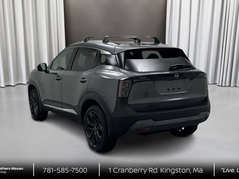 New 2026 Nissan Kicks SR w/ SR Premium Package AWD/4WD image 7
