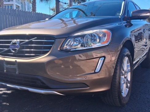 Used 2015 Volvo XC60 T5 Premier FWD image 6