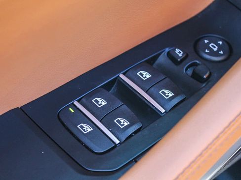 Certified 2023 BMW X6 xDrive40i image 20