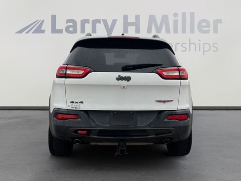 Used 2016 Jeep Cherokee Trailhawk w/ Comfort/Convenience Group image 4