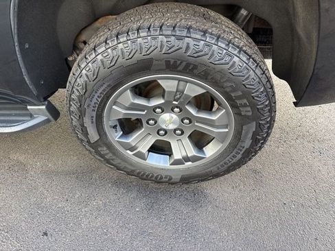 Used 2019 Chevrolet Tahoe LS w/ Skid Plate Package image 43