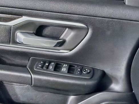 Used 2022 RAM 1500 Lone Star AWD/4WD image 15