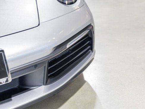 Used 2021 Porsche 911 Carrera image 12