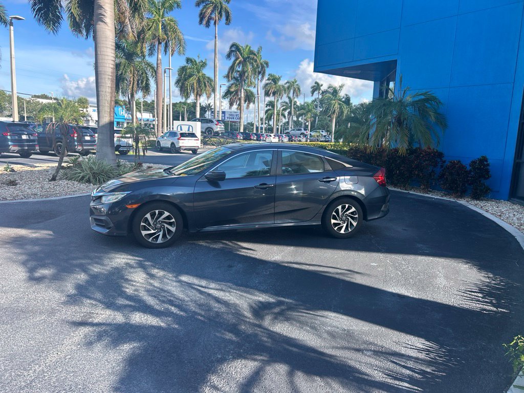 Used 2016 Honda Civic EX image 4