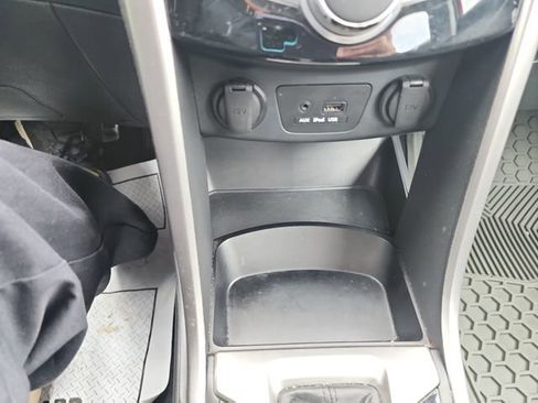 Used 2013 Hyundai Elantra GT w/ Style Pkg FWD image 25