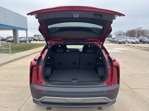 Used 2024 Chevrolet Blazer EV LT image 16