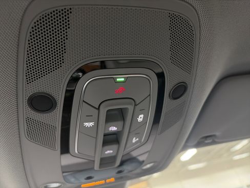 Certified 2022 Audi Q5 2.0T Premium Plus AWD/4WD image 22