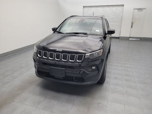 Used 2023 Jeep Compass Latitude w/ Convenience Group AWD/4WD image 15