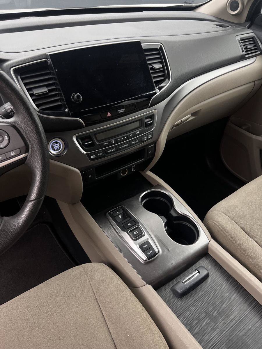 Used 2021 Honda Pilot EX image 17