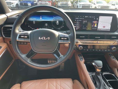 Used 2025 Kia Telluride SX X-Line AWD/4WD image 14