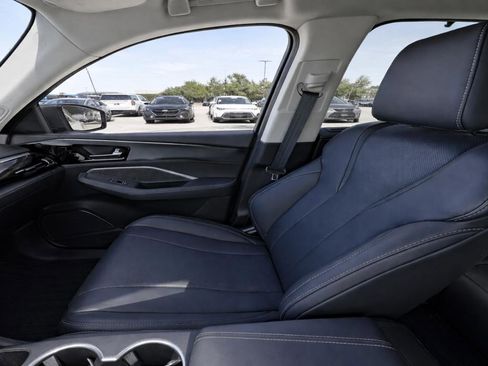 Used 2023 Acura MDX FWD w/ Technology Package image 12