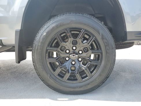 New 2026 Chevrolet Colorado W/T w/ WT Custom Package AWD/4WD image 5