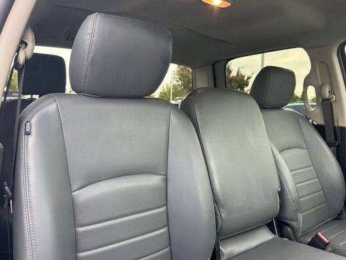 Used 2017 RAM 3500 ST AWD/4WD image 16