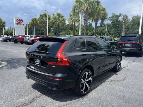 Used 2022 Volvo XC60 B5 R-Design w/ Advanced Package FWD image 10