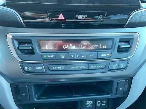 Used 2022 Honda Pilot Special Edition image 15