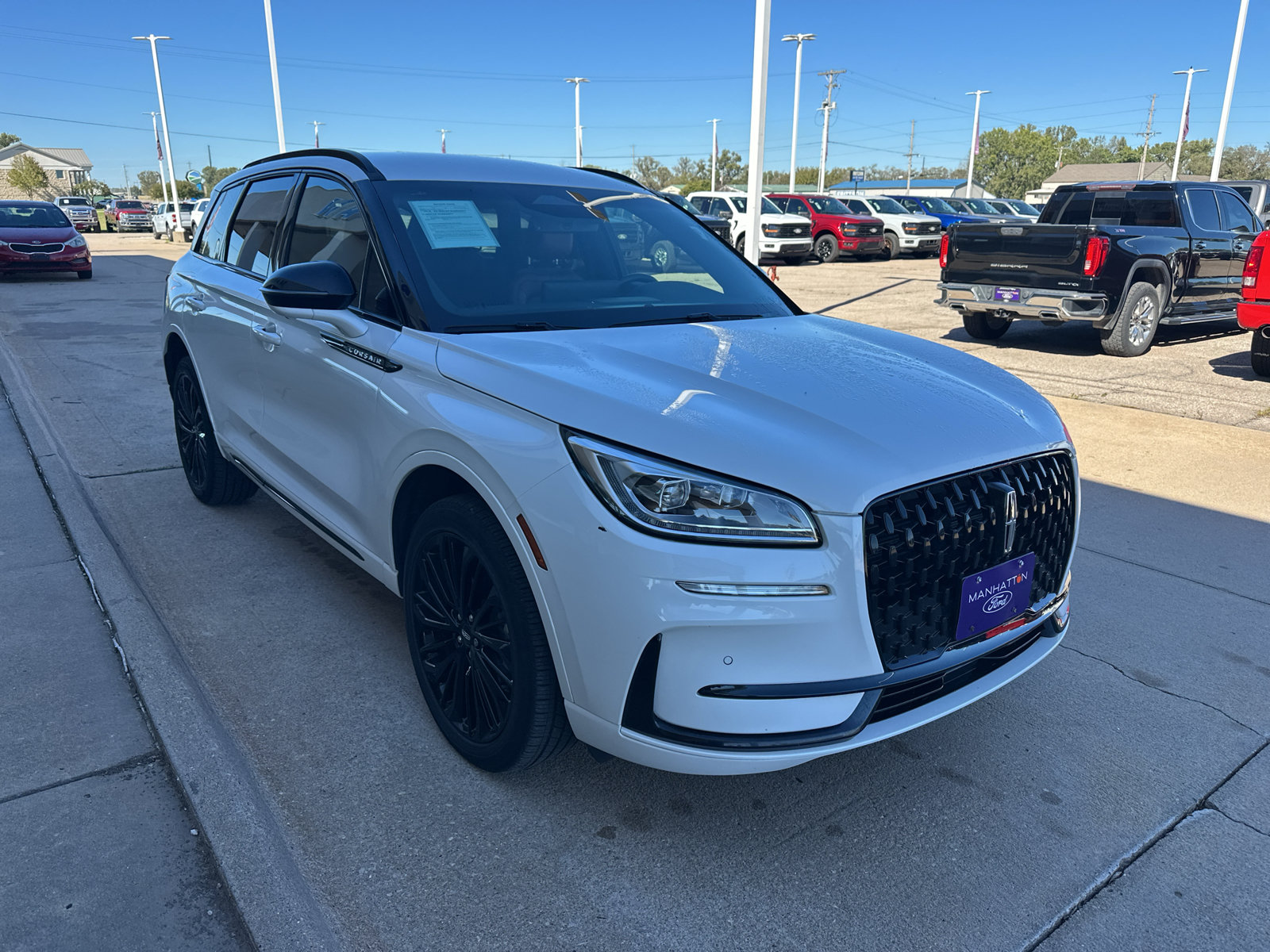Used 2024 Lincoln Corsair Reserve w/ Equipment Group 201A AWD/4WD image 8