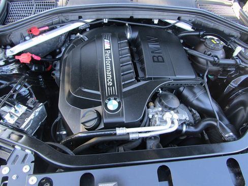 Used 2017 BMW X4 M40i image 15