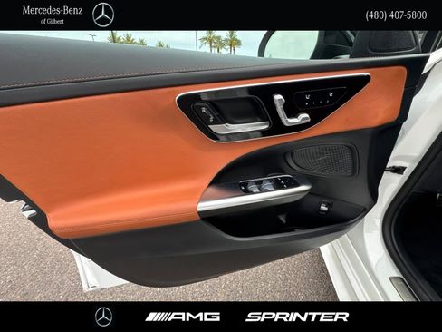 Used 2023 Mercedes-Benz C 300 Sedan image 11