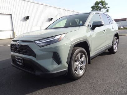Used 2022 Toyota RAV4 XLE w/ Convenience Package