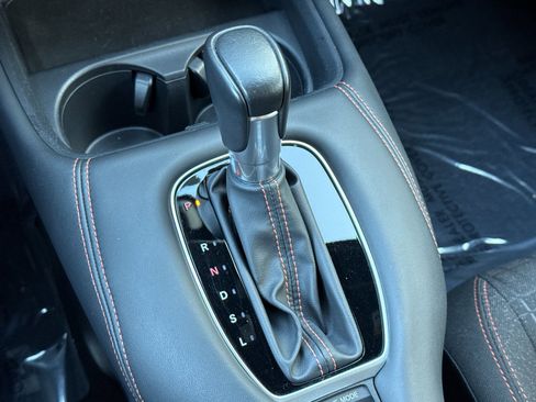 Used 2023 Honda HR-V Sport image 19