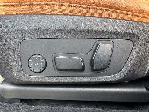 Used 2024 BMW X3 xDrive30i w/ Convenience Package image 15