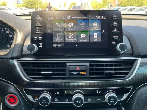 Used 2018 Honda Accord Sport image 8