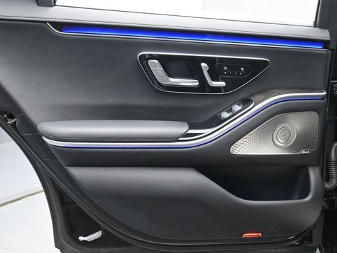 Used 2023 Mercedes-Benz S 580 4MATIC Sedan image 18