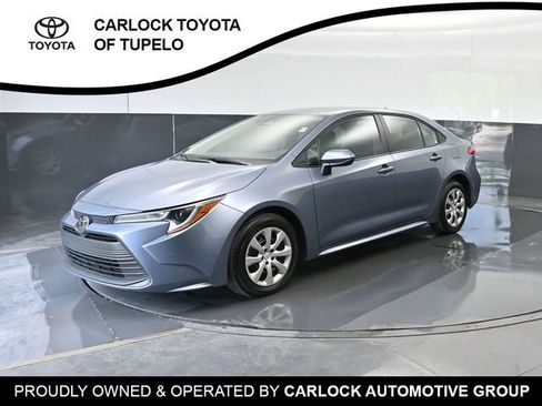 Used 2026 Toyota Corolla LE FWD image 1