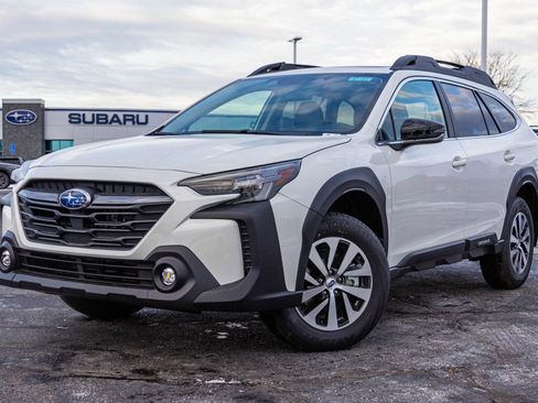 New 2025 Subaru Outback Premium image 2