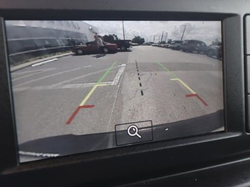 Used 2022 Ford Transit Connect XL FWD image 4