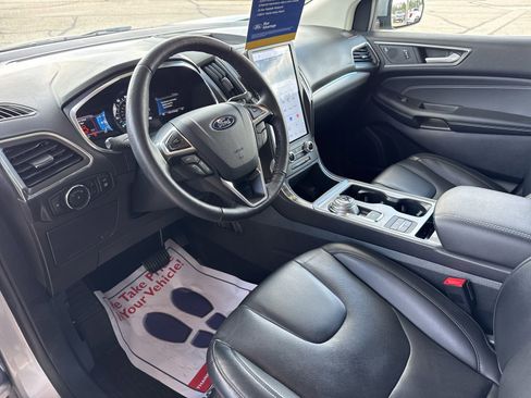 Certified 2021 Ford Edge Titanium w/ Equipment Group 301A AWD/4WD image 20