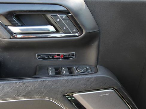 Used 2022 GMC Sierra 1500 AT4X image 24