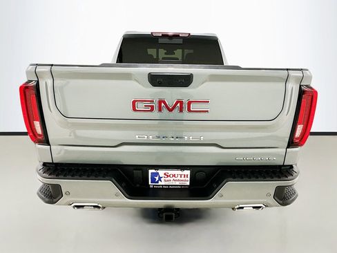 Used 2026 GMC Sierra 1500 Denali RWD image 6