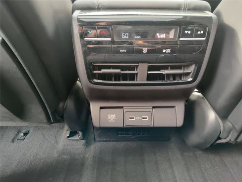 Used 2024 Acura MDX SH-AWD w/ Technology Package image 26