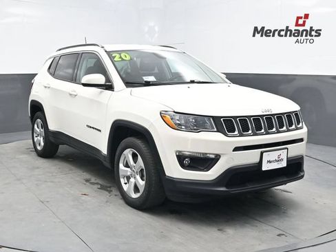 Used 2020 Jeep Compass Latitude w/ Popular Equipment Group AWD/4WD image 1