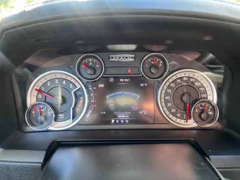 Used 2017 RAM 2500 Laramie w/ Convenience Group image 17