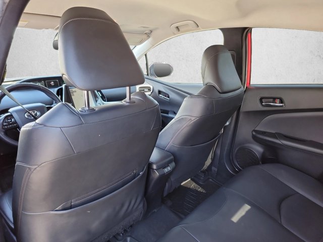 Used 2020 Toyota Prius Prime XLE FWD image 18
