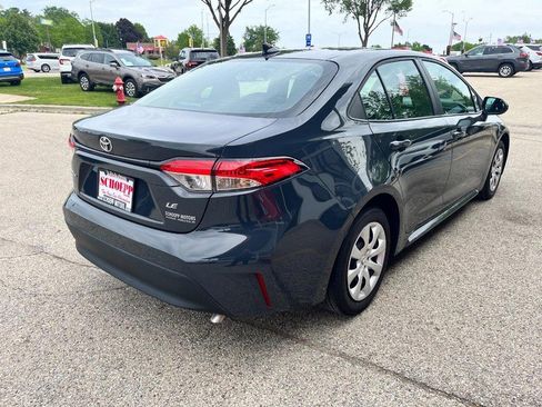 Used 2025 Toyota Corolla LE FWD image 5