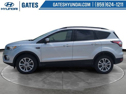 Used 2018 Ford Escape SE AWD/4WD image 6