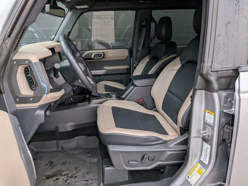 Used 2023 Ford Bronco Wildtrak AWD/4WD image 22